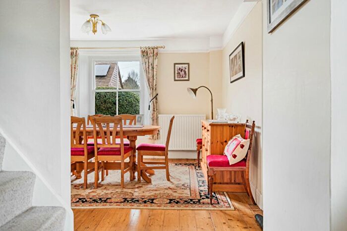 4 Bedroom Detached House For Sale In Bampton Road, Clanfield, Bampton, West Oxfordshire, OX18