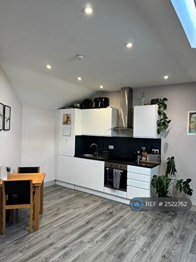 1 Bedroom Flat To Rent In Cube House, Stoke Mandeville, Aylesbury, HP22