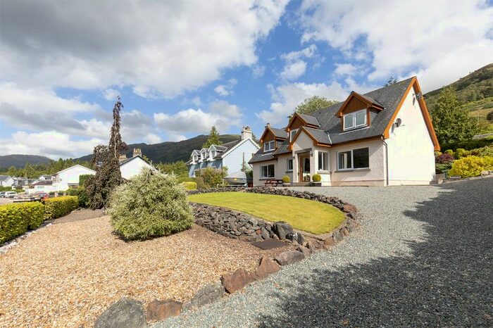 5 Bedroom Detached House For Sale In Shoreside, Lochgoilhead, Cairndow, Argyll And Bute, PA24