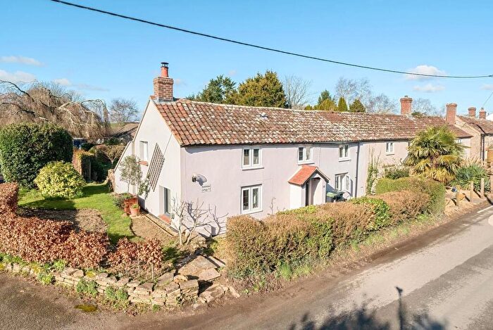 3 Bedroom Semi-Detached House For Sale In High Street, Winfrith Newburgh, Dorchester, DT2