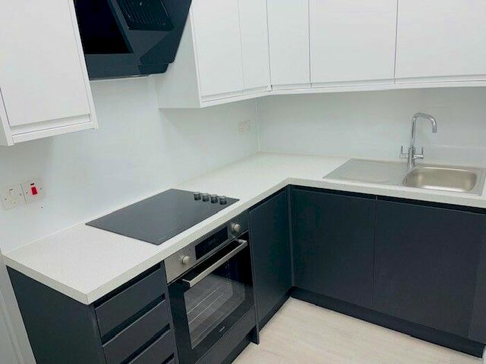 1 Bedroom Flat To Rent In London Road, Croydon, CR0