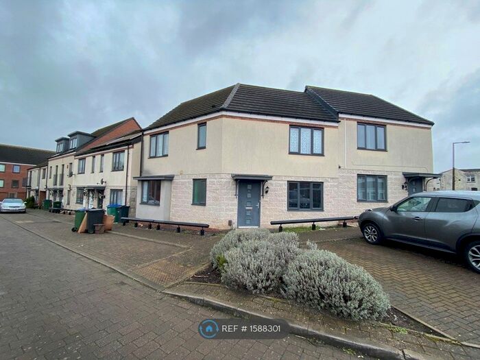 3 Bedroom Semi-Detached House To Rent In Newhall Street, West Bromwich, B70