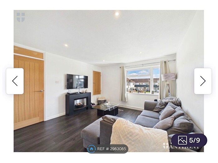 1 Bedroom Maisonette To Rent In Slattenham Close, Aylesbury, HP19