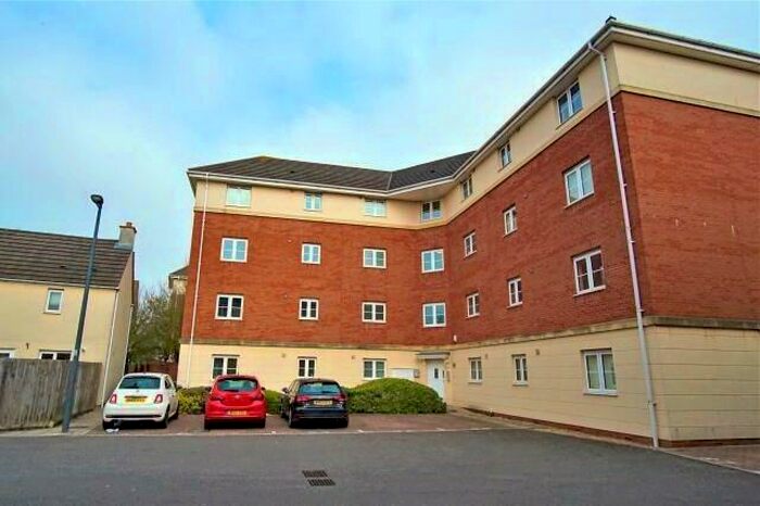 2 Bedroom Flat To Rent In The Hedgerows, Bradley Stoke, Bristol, BS32
