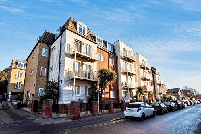 2 Bedroom Flat For Sale In Flat, Martony Court, Dane Road, Margate, CT9