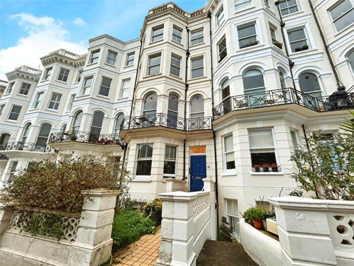 2 Bedroom Apartment For Sale In Cambridge Road, Hove, BN3