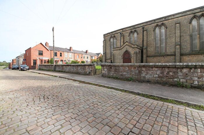 1 Bedroom Flat To Rent In Church Grove, Wigan, WN1