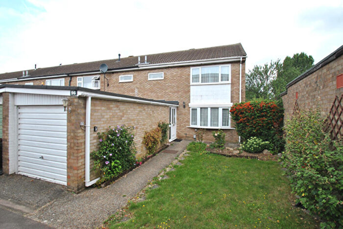 3 Bedroom End Of Terrace House For Sale In Kyrkeby, Letchworth Garden City, SG6