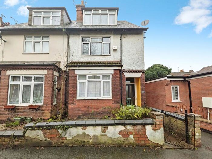 6 Bedroom Terraced House For Sale In , Park Road, Rugby, Warwickshire, CV21