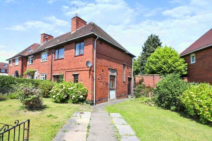 3 Bedroom End Of Terrace House For Sale In Bramley Road, Marsh Lane, Sheffield, S21