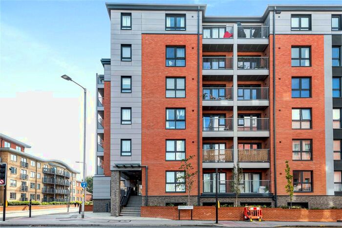 1 Bedroom Apartment To Rent In Silver Street, Reading, RG1