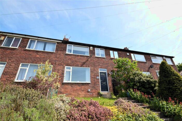 3 Bedroom Terraced House To Rent In Vesper Way, Kirkstall, Leeds, LS5