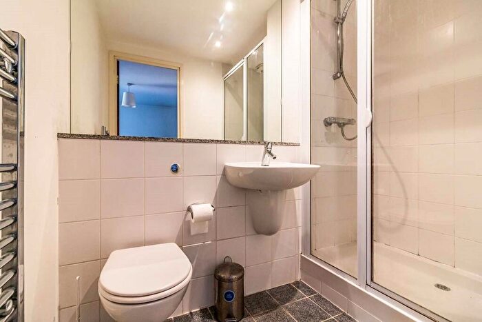 2 Bedroom Apartment To Rent In Simpson Street, Manchester, M4