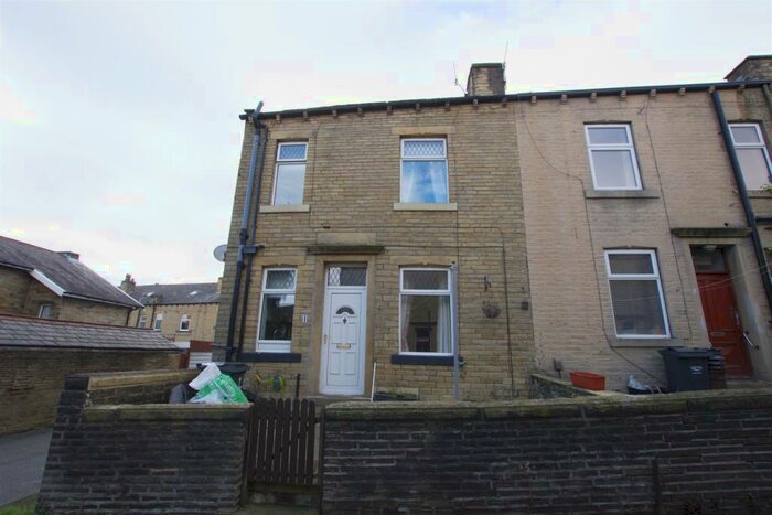 2 Bedroom Terraced House To Rent In Bath Street, Elland, HX5