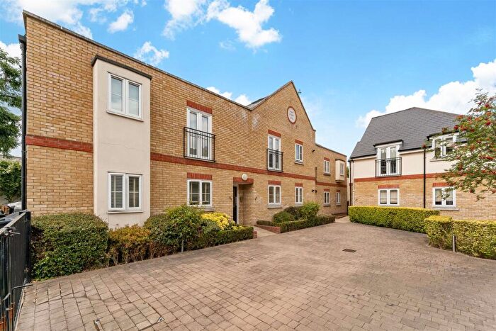 1 Bedroom Flat To Rent In Jenny Court, Nightingale Lane, Wanstead, E11
