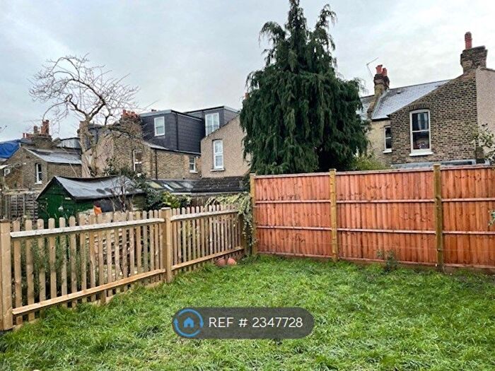 1 Bedroom Flat To Rent In Ballina Street, London, SE23