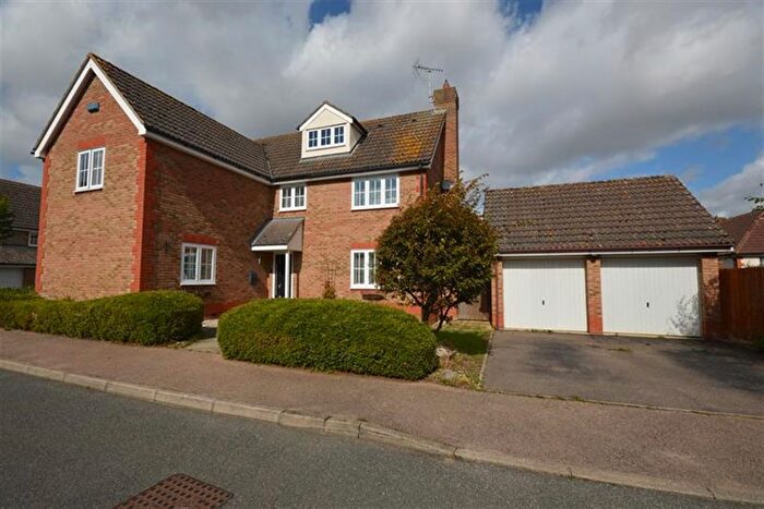 5 Bedroom Detached House For Sale In Bridport Way, Braintree, CM7