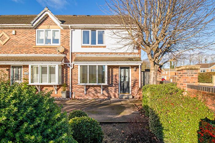 2 Bedroom Property For Sale In Horbury Mews, Horbury, Wakefield, WF4