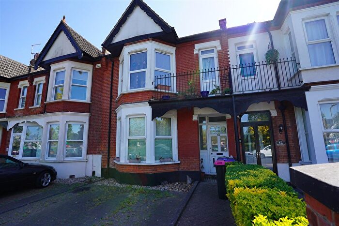 1 Bedroom Flat To Rent In Shaftesbury Avenue, Southend-On-Sea, SS1