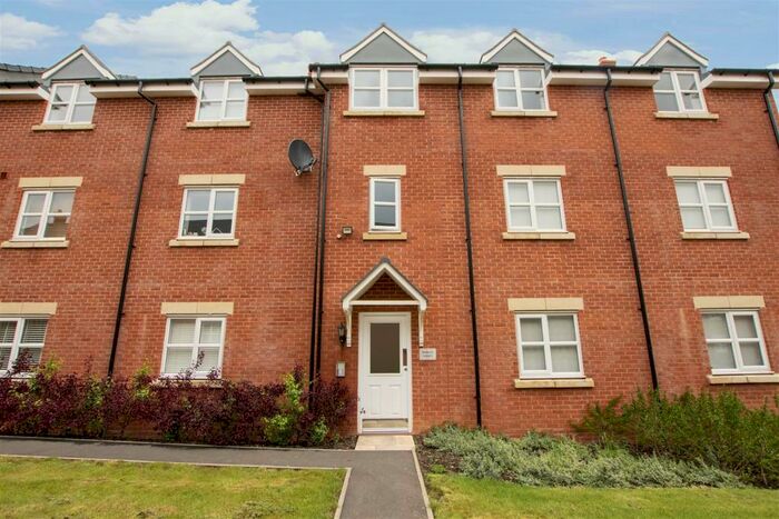 2 Bedroom Flat To Rent In Escelie Way, Birmingham, B29