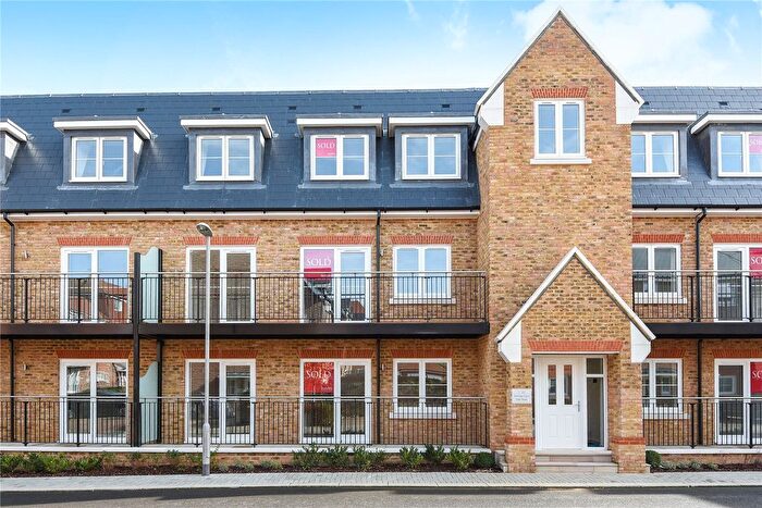 1 Bedroom Flat To Rent In Eden Road, Dunton Green, Sevenoaks, Kent, TN14