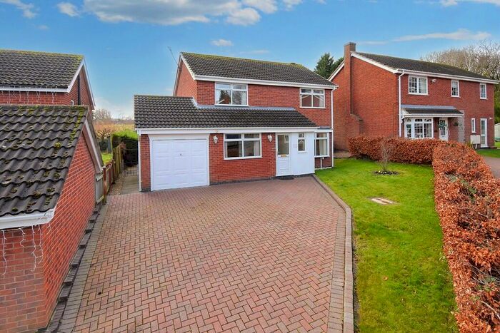 4 Bedroom Detached House For Sale In Montague Drive, Loughborough, LE11