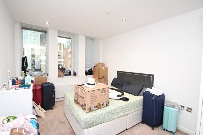 2 Bedroom Flat To Rent In Lansdowne Road, Croydon, CR0
