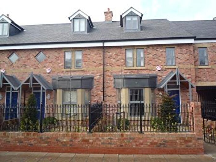 4 Bedroom Terraced House To Rent In Norham Place, Jesmond, Newcastle, Tyne And Wear, NE2
