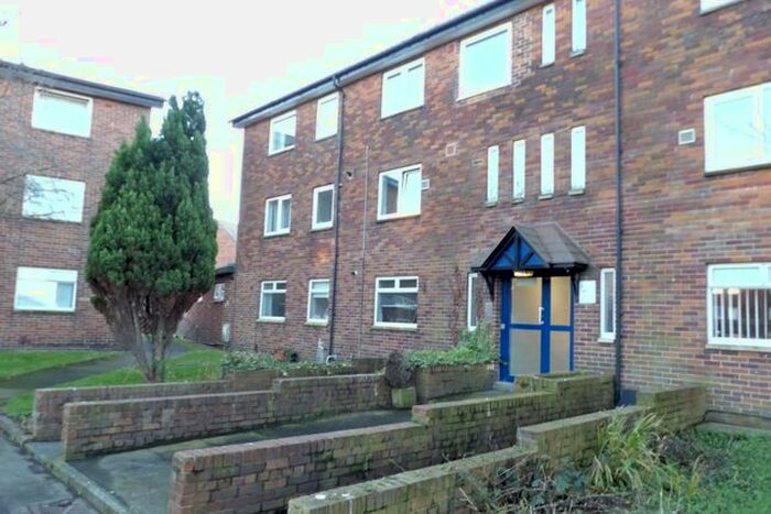 2 Bedroom Flat To Rent In River Drive, South Shields, NE33
