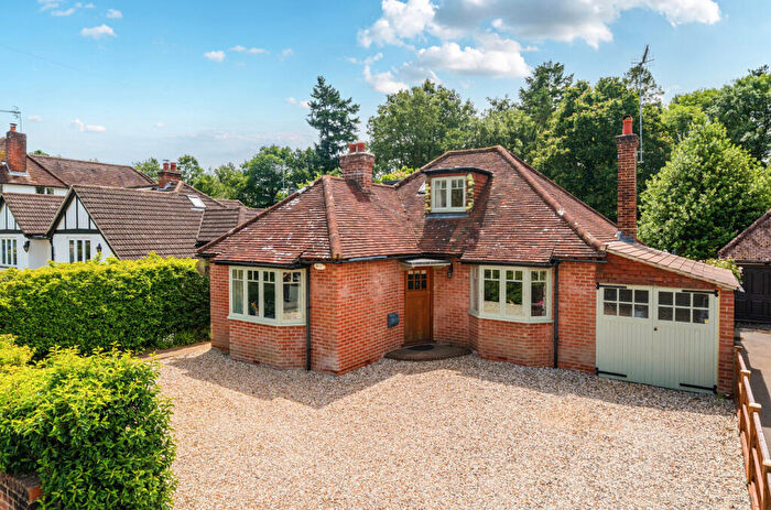 4 Bedroom Detached House For Sale In Minster Road, Busbridge, Godalming, Surrey, GU7