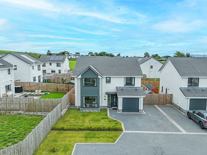 4 Bedroom Detached House For Sale In Jura Way, Crieff, PH7
