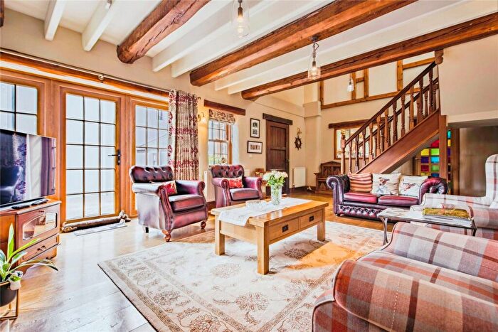 3 Bedroom Semi-Detached House For Sale In St. Florence, Tenby, Pembrokeshire, SA70