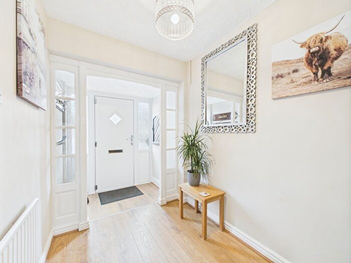 4 Bedroom Detached House For Sale In Glendon Close, Market Drayton, Shropshire, TF9