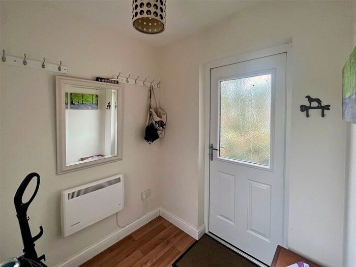 2 Bedroom Bungalow To Rent In Bluebell Cottage, New Road, Kilgetty, Pembrokeshire, SA68