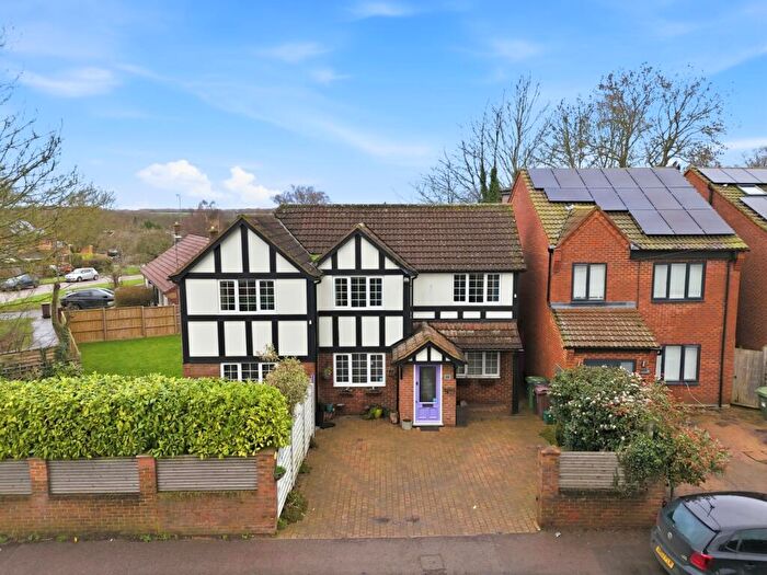 4 Bedroom Detached House To Rent In Marshalswick Lane, St. Albans, Hertfordshire, AL1
