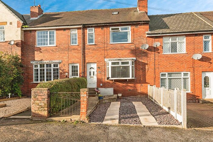 2 Bedroom Terraced House For Sale In Monk Ings Avenue, Birstall, Batley, WF17