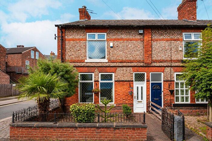 3 Bedroom End Of Terrace House For Sale In Grosvenor Road, Urmston, Manchester, M41