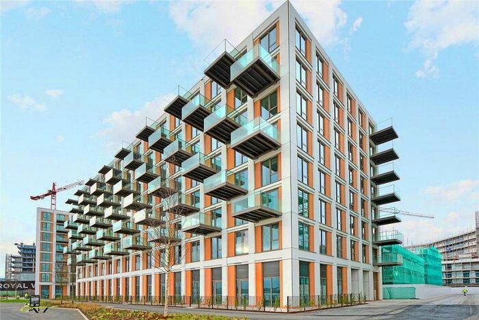 2 Bedroom Flat To Rent In Lakers House, Nautical Drive, Royal Wharf, Canary Wharf, London, E16