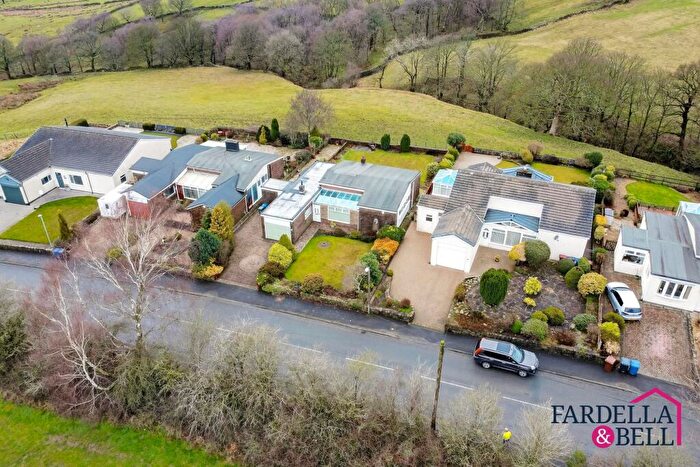 3 Bedroom Detached Bungalow For Sale In Mount Lane, Cliviger, BB10