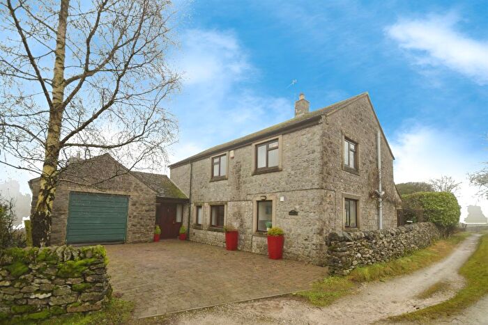 4 Bedroom Detached House For Sale In Church Street, Monyash, Bakewell, DE45