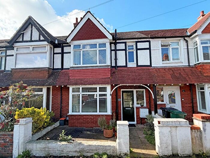 3 Bedroom Terraced House For Sale In Stanmer Villas -, BN1