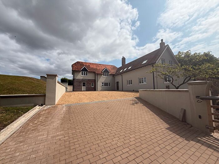5 Bedroom Country House To Rent In West Morden, West Morden, BH20