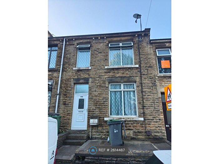 3 Bedroom Terraced House To Rent In Battye Street, Dewsbury, WF13
