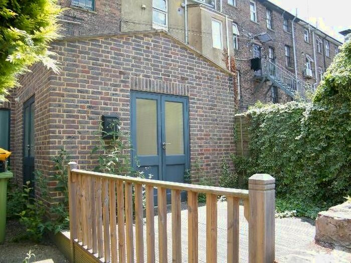 Studio To Rent In Camden Road, Tunbridge Wells, Kent TN1