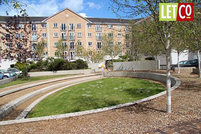 2 Bedroom Apartment To Rent In The Dell, Southampton, SO15