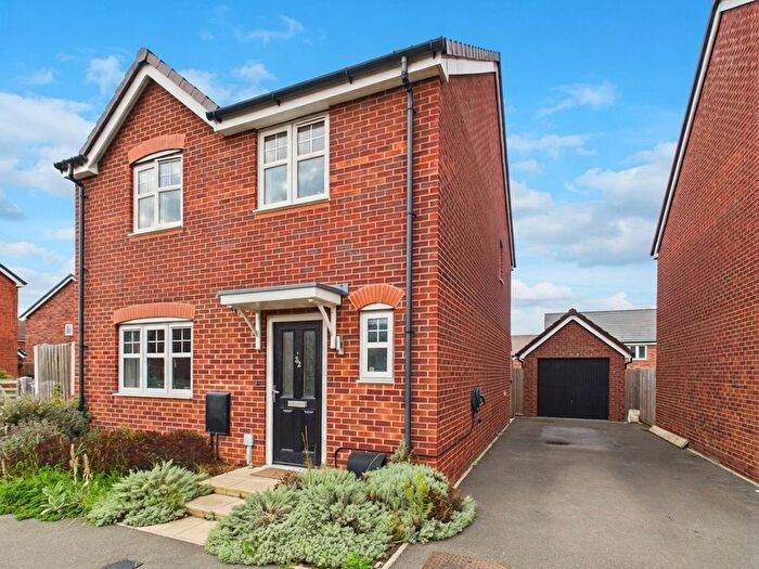 4 Bedroom Detached House For Sale In Maxfield Drive, Shrewsbury, Shropshire, SY2