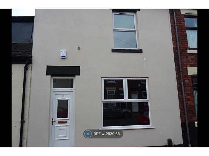 3 Bedroom Terraced House To Rent In May Place, Stoke-On-Trent, ST4
