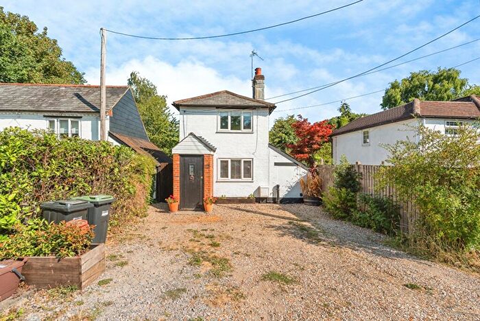 2 Bedroom Detached House For Sale In Main Road, Southampton, Hampshire, SO40