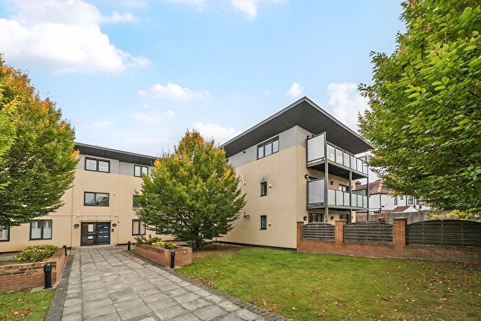 2 Bedroom Flat For Sale In Sidcup Road, Mottingham, SE9