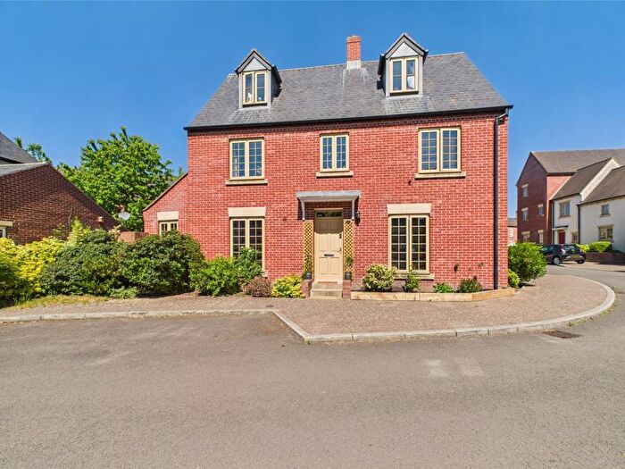 4 Bedroom Detached House For Sale In Village Drive, Lawley, Telford, Shropshire., TF4